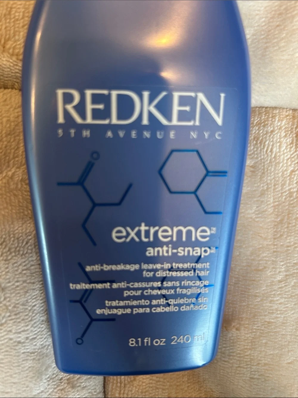 Redken Extreme Anti-Snap Leave-In Treatment — Blue Bottle